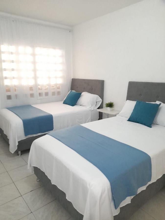 Tita'S Airport Hotel Cartagena Eksteriør bilde