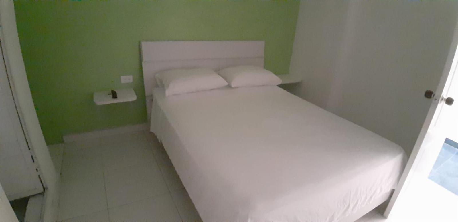 Tita'S Airport Hotel Cartagena Eksteriør bilde
